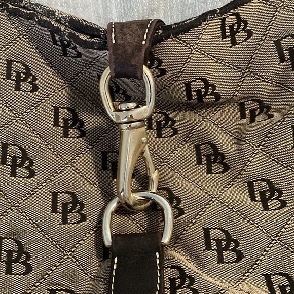 Dooney & Bourke purse - Picture 2 of 10